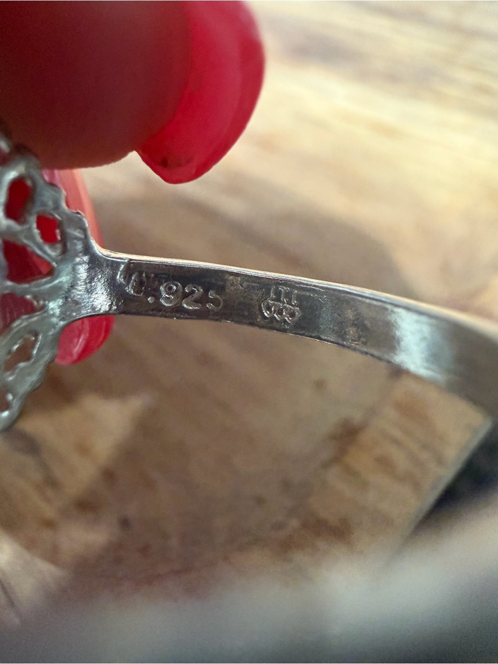 Silver Filigree Wave Ring - Elegant Women's Jewelry - Picture 3 of 4